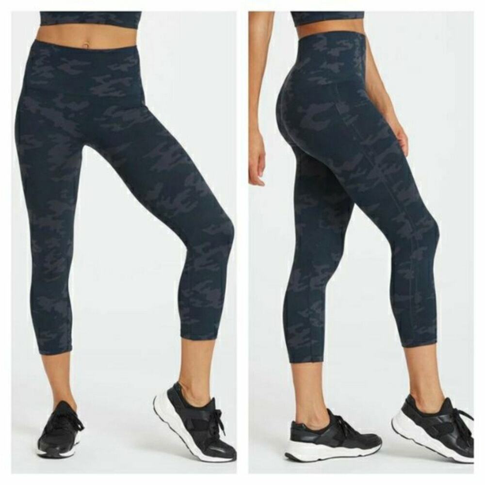 SPANX | High Waist Cropped Camouflage Leggings 21.5” Inseam Activewear Workout